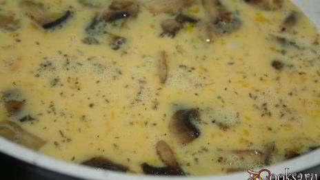 омлет со спаржей и шампиньонами