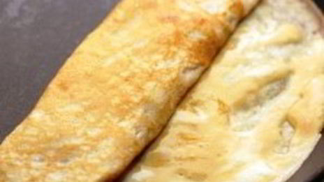 японский омлет с соевым соусом