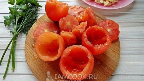 помидоры, фаршированные сыром и чесноком