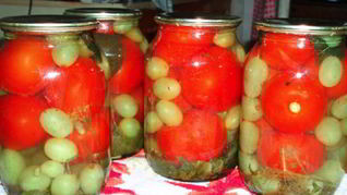 Помидоры с виноградом