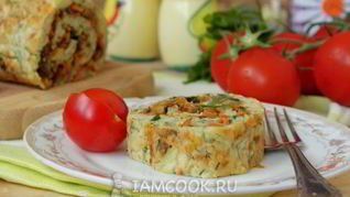 Кабачковый рулет с грибами и морковью