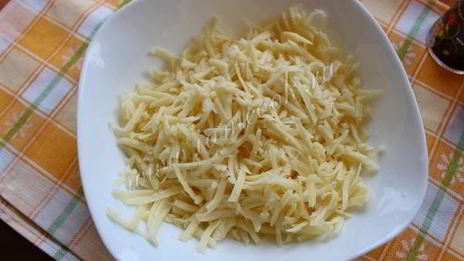 кабачковый рулет с грибами и морковью