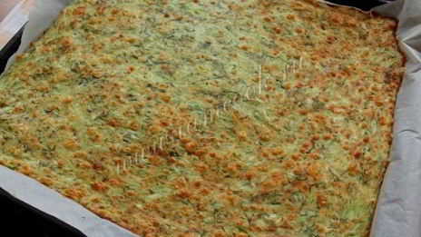 кабачковый рулет с грибами и морковью