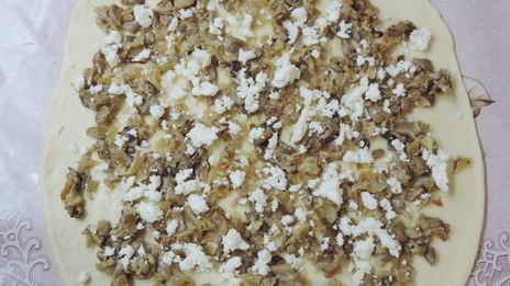 картофельный рулет с вешенками