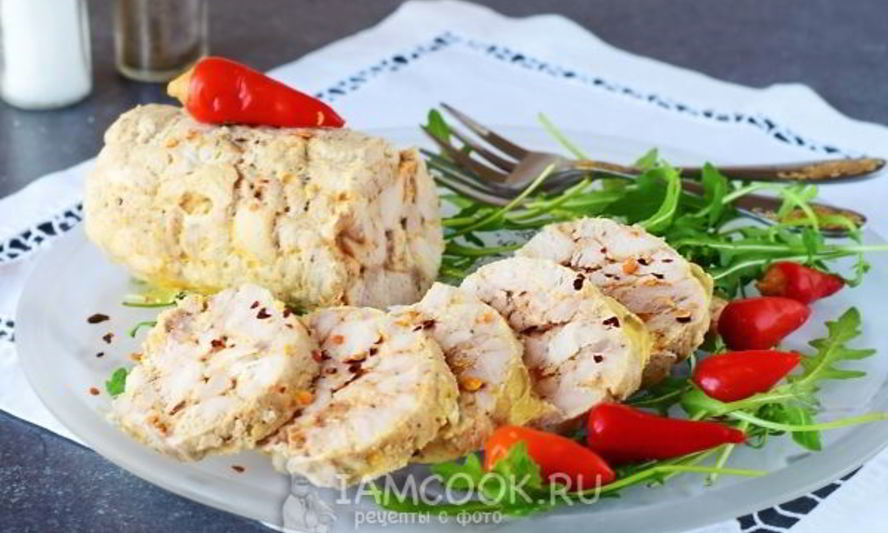 Рецепт куриного рулета с желатином в пищевой пленке