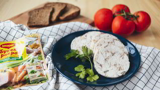 Куриный рулет в бутылке