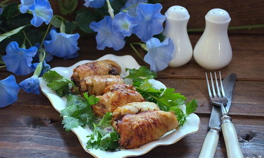 Рецепт куриных рулетиков с грибами