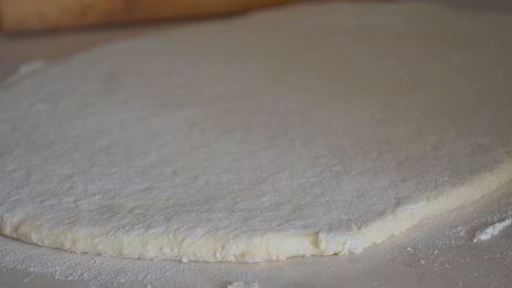 мекленбурские картофельные рулеты со шкварками из бекона