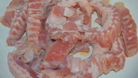 мекленбурские картофельные рулеты со шкварками из бекона