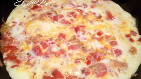 мясной рулет с нежной начинкой