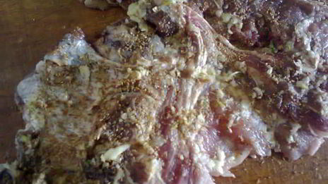 мясной рулет со сметаной