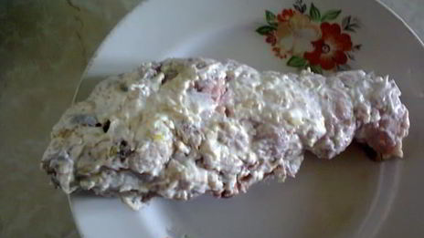 мясной рулет со сметаной