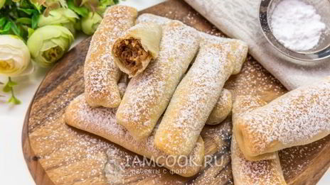 постные рулетики с орехами и яблоком