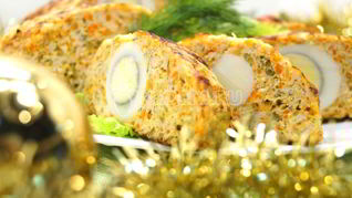 Рулет из курицы Рождественский