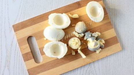 рулет из лаваша со шпротами