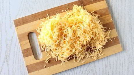 рулет из лаваша со шпротами