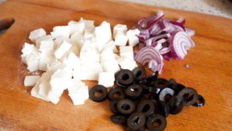 рулет из лаваша в греческом стиле