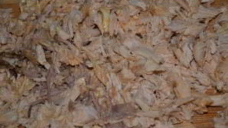 рулет из слоеного теста с курицей