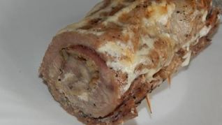 Рулет из свинины с начинкой