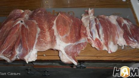 рулет из свиного окорока