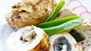 Рулетики из курицы с грибами