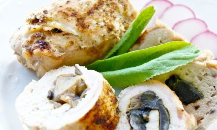 Рецепт рулетиков из курицы с грибами