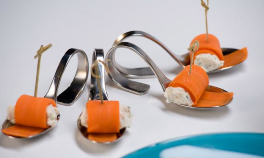 Рецепт рулетов из моркови с курицей