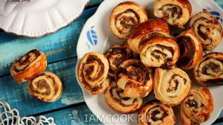 Слоеные рулетики с мясным фаршем