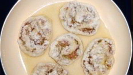 творожный рулет с фаршем