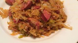 Сосиски с капустой