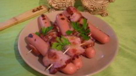 сосиски в беконе