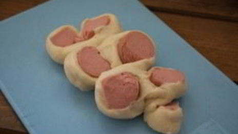 сосиски, запеченные в духовке