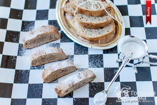 Медовые сухарики с грецкими орехами