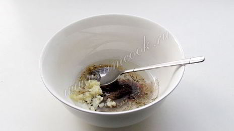 ржаные сухарики с чесноком