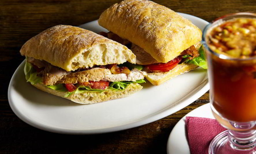 Рецепт теплого сэндвича с куриной грудкой