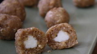 Сыр с грецким орехом