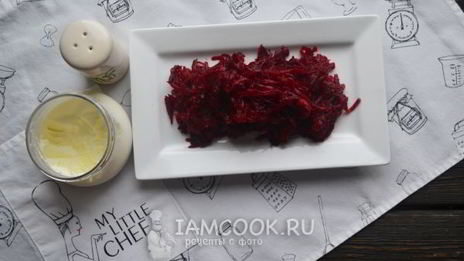 волованы со свеклой и сельдью