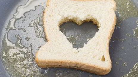 яичница в хлебе