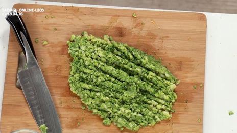 закуска из брокколи и сыра с домашним кетчупом