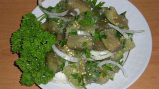 Закуска из маринованных баклажанов
