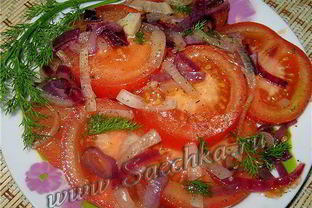 Закуска из маринованных помидор