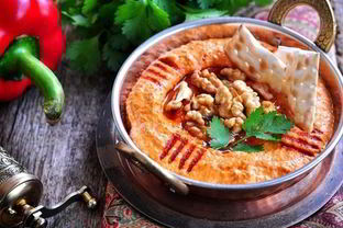 Закуска из перца и орехов