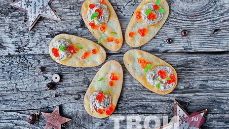 закуска на чипсах