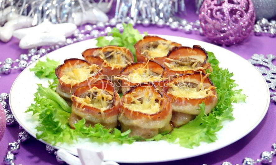 Рецепт закуски шампиньоны в беконе