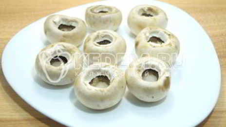 закуска шампиньоны в беконе