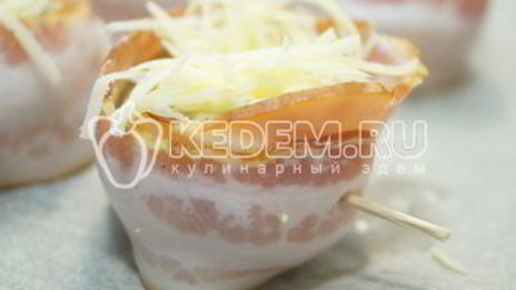 закуска шампиньоны в беконе