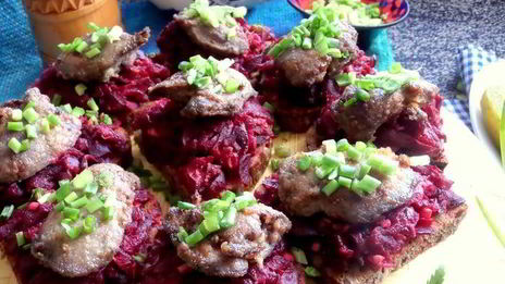 закуска свекольная с печенью