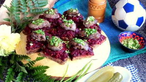 закуска свекольная с печенью