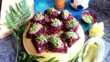 закуска свекольная с печенью