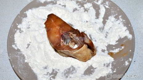 жареная пикша, маринованная в соевом соусе